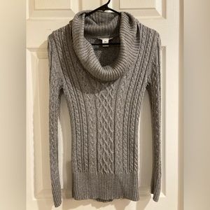 White House black market xxs silver sweater